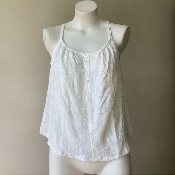 Philosophy | White Fringe Flowwy Accent Button Front Tank Top - Picture 3 of 7